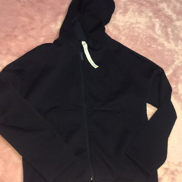 Lululemon jacket - Picture 2 of 6